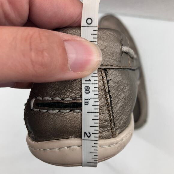 L.L. Bean Silver Gray Metallic Leather Slip On Lace Up 2 Eye Boat Shoe Loafer - Picture 11 of 11